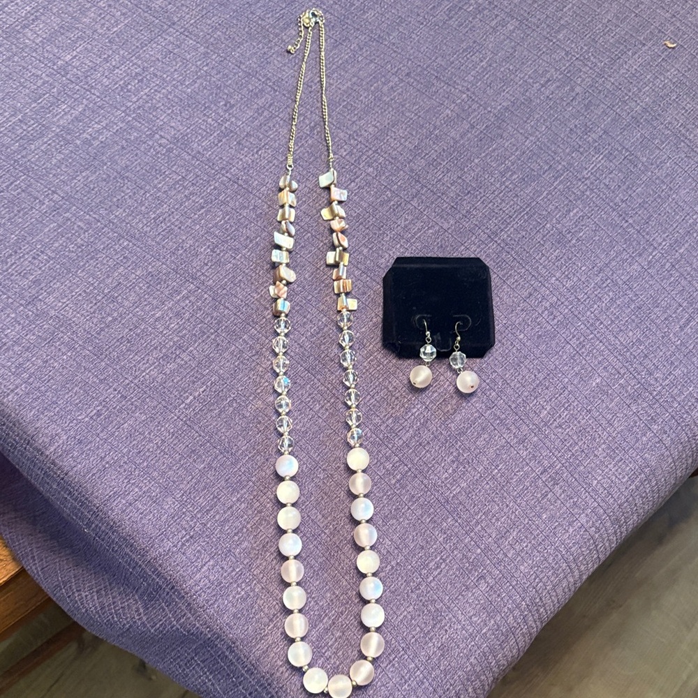 Elegant Pink Bead Necklace and Earring Set
